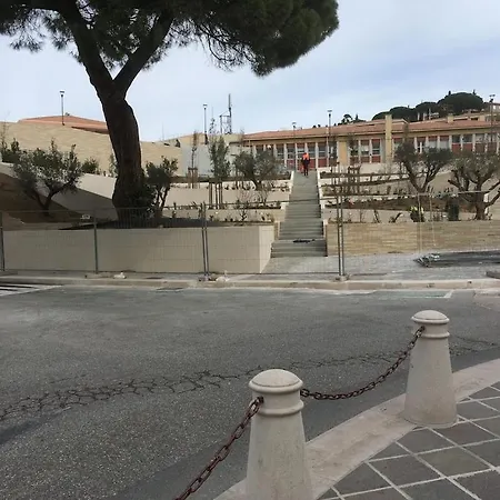 Spacieux Et Calme Classe 4 Etoiles, A 300m De La 公寓