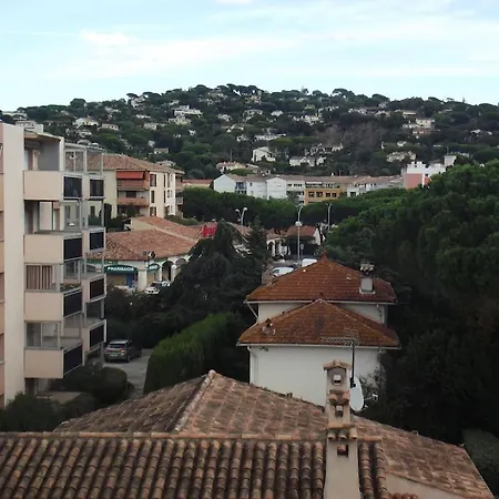 公寓 Spacieux Et Calme Classe 4 Etoiles, A 300m De La 圣马克西姆