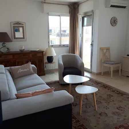 Spacieux Et Calme Classe 4 Etoiles, A 300m De La *